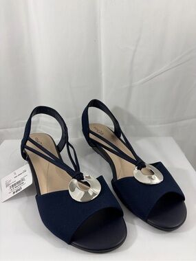 NWT East 5th Women’s Size 9.5 Navy Silver Open-Toe Slingback Sandal